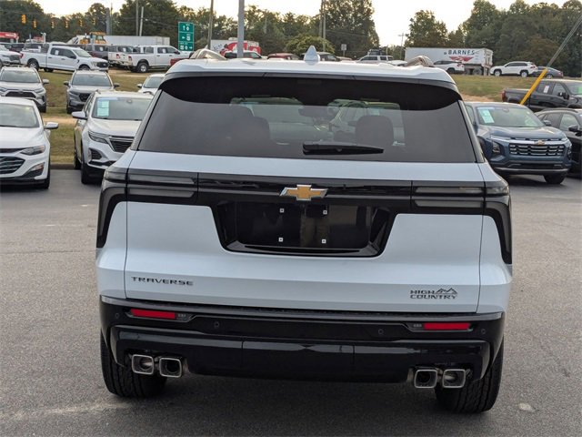 New 2026 Chevrolet Traverse High Country image 4