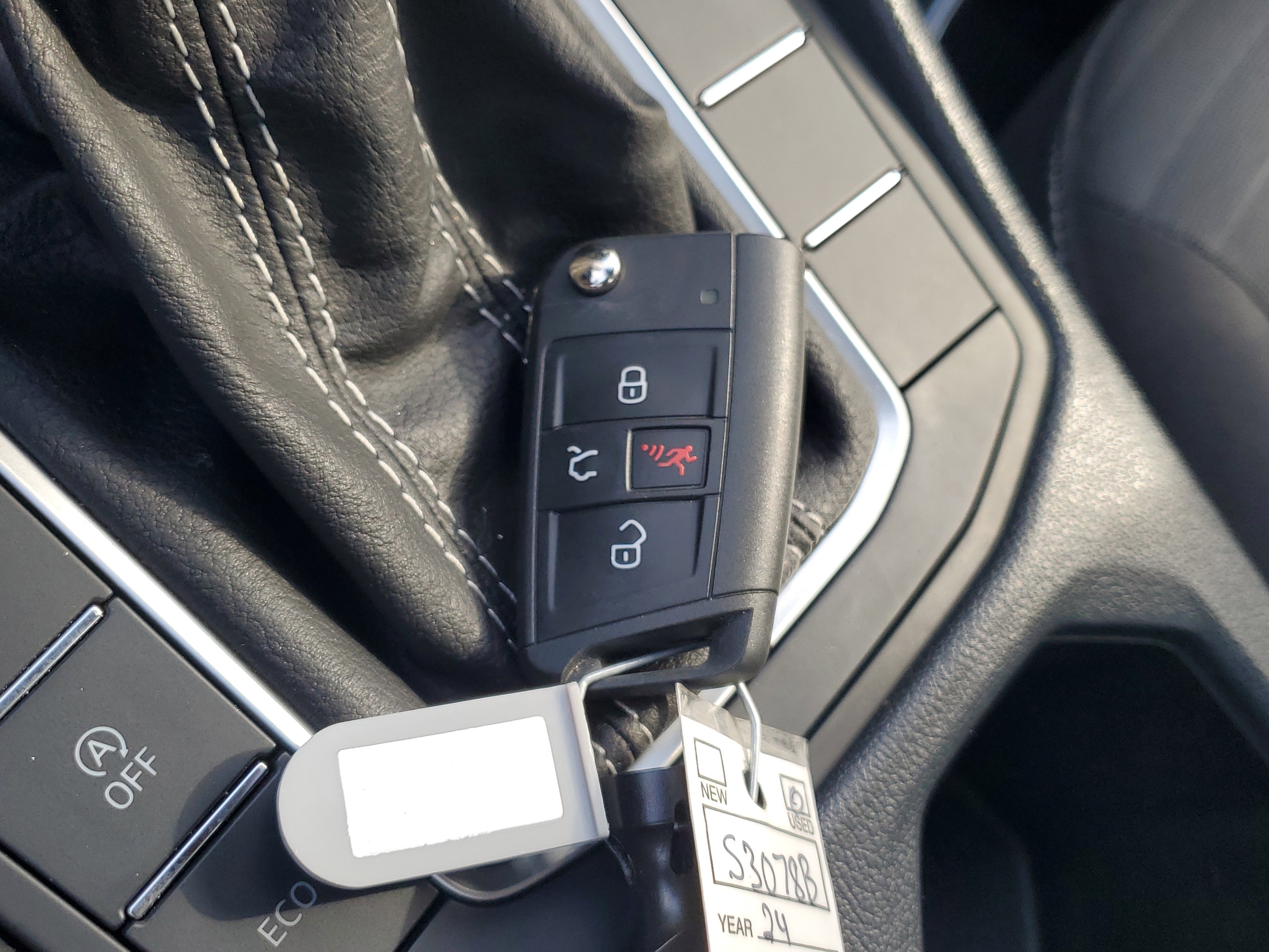 Used 2024 Volkswagen Jetta S image 29