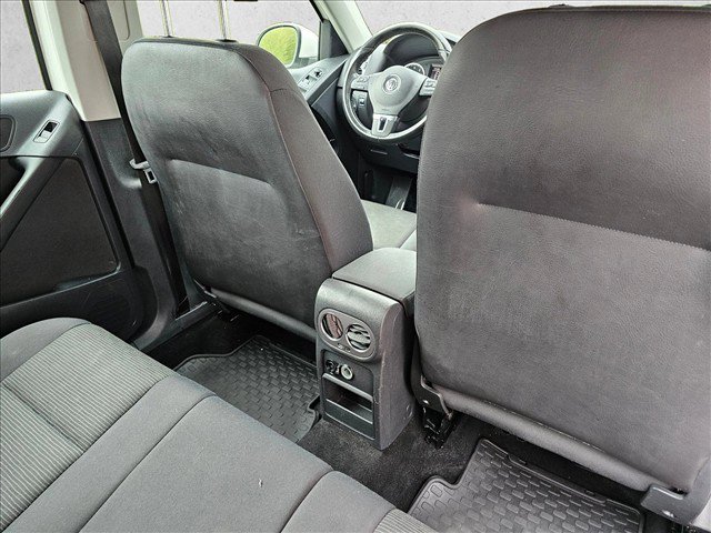 Used 2013 Volkswagen Tiguan S FWD image 16