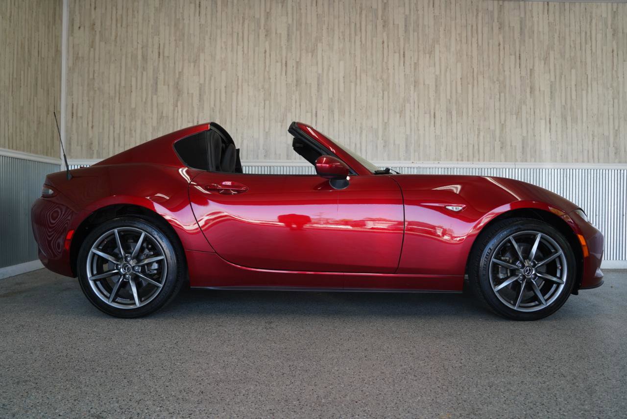 Used 2018 MAZDA MX-5 Miata RF Grand Touring image 9