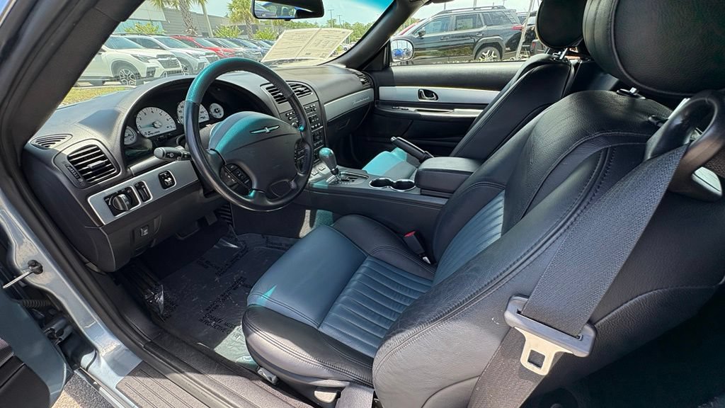 Used 2005 Ford Thunderbird RWD image 11