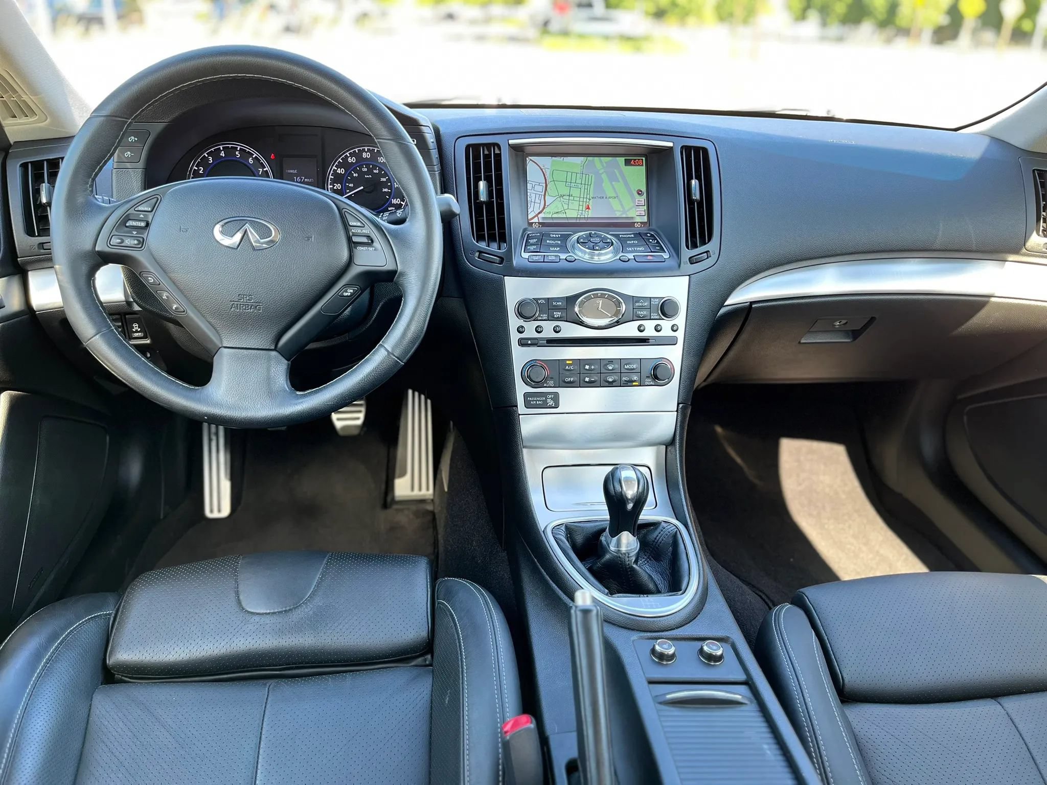 Used 2015 INFINITI Q60 Sport RWD image 13