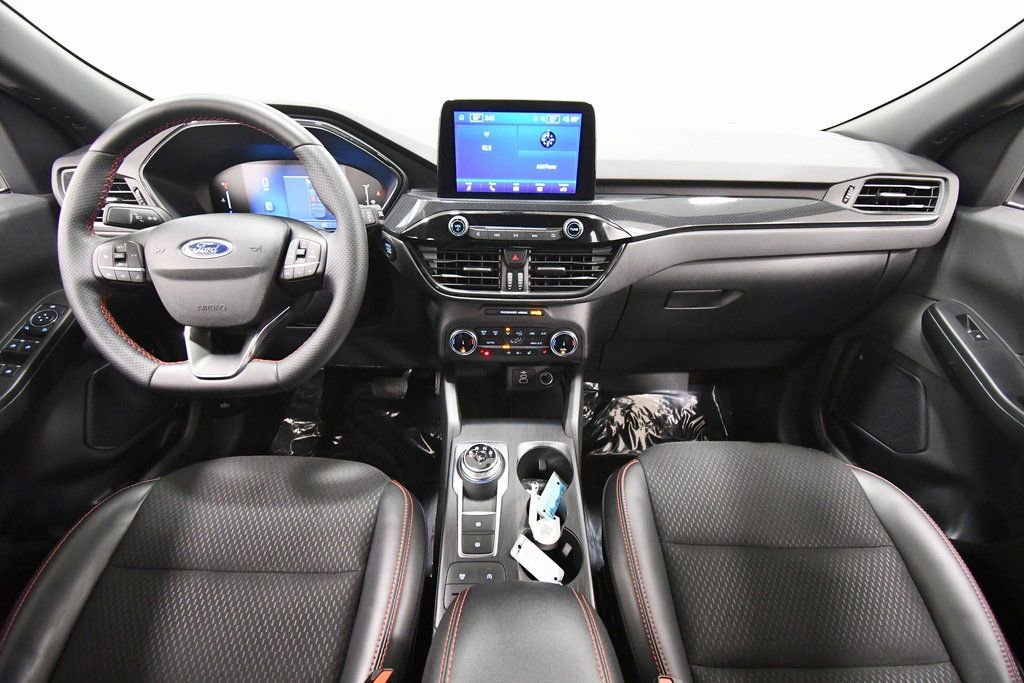 Used 2025 Ford Escape ST-Line Select image 3