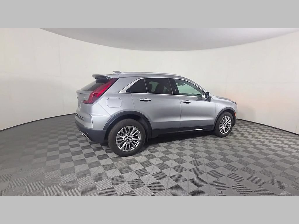 Used 2024 Cadillac XT4 Premium Luxury FWD image 39