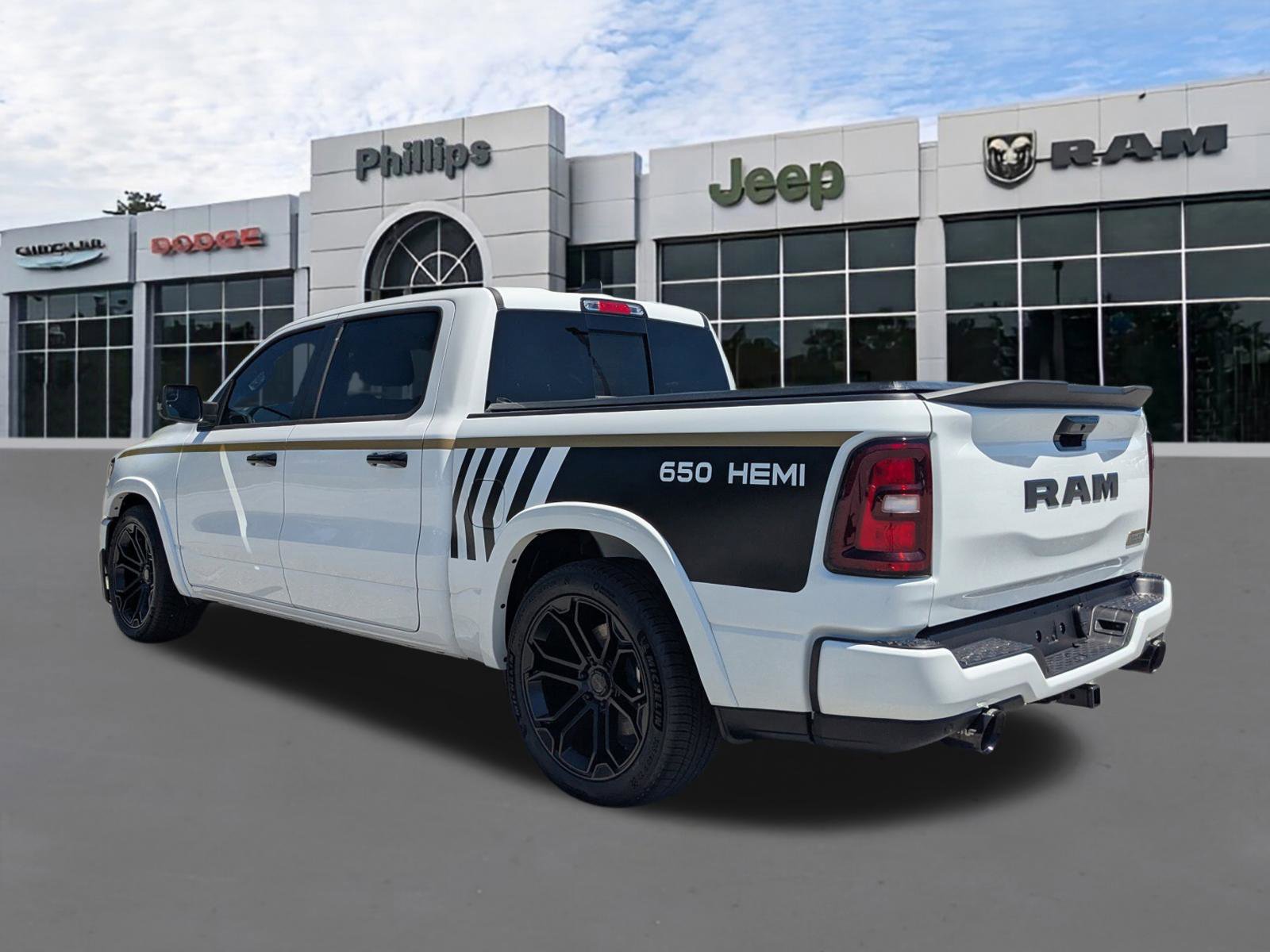New 2026 RAM 1500 Big Horn AWD/4WD image 5