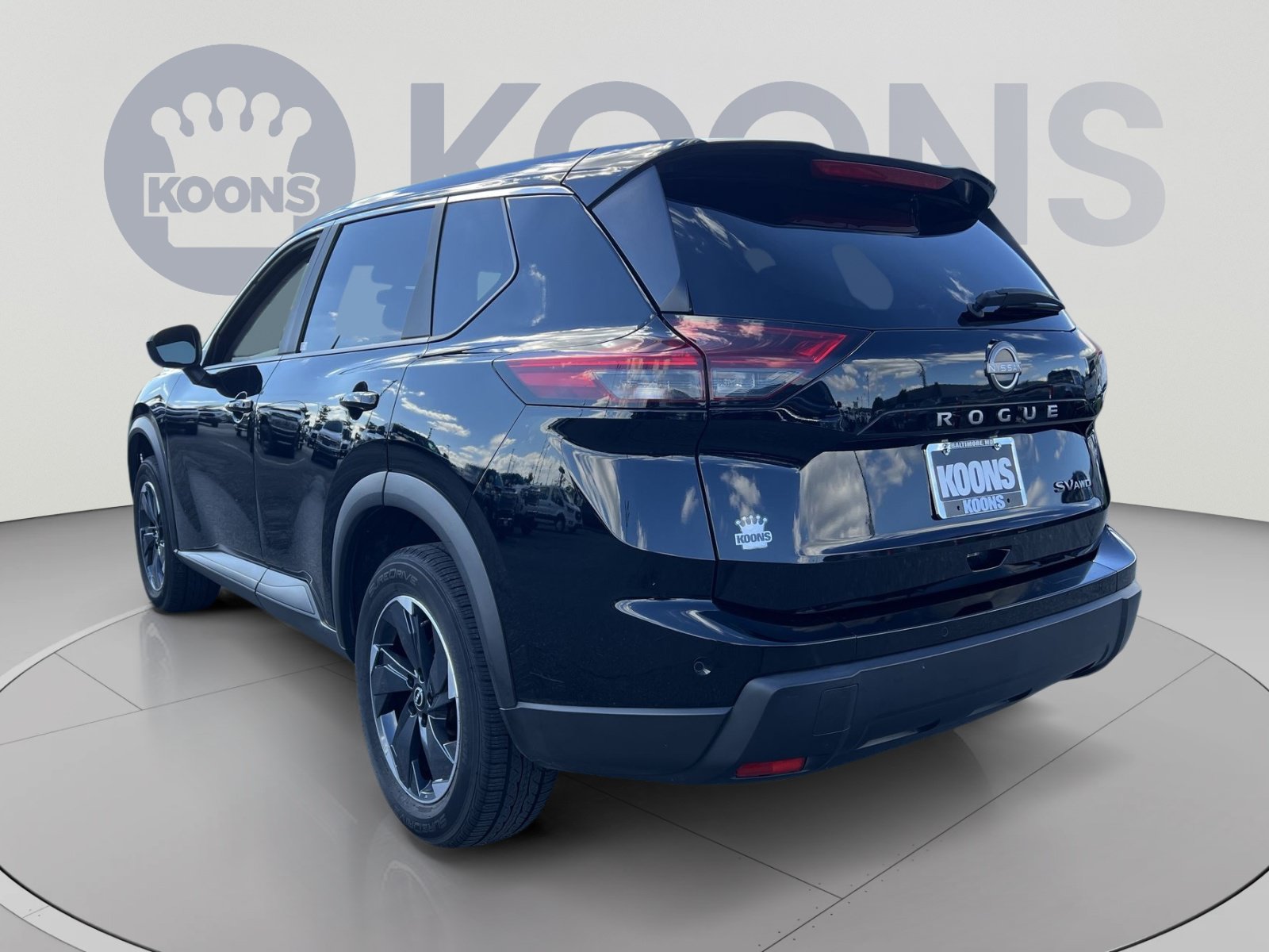 Used 2024 Nissan Rogue SV AWD/4WD image 4
