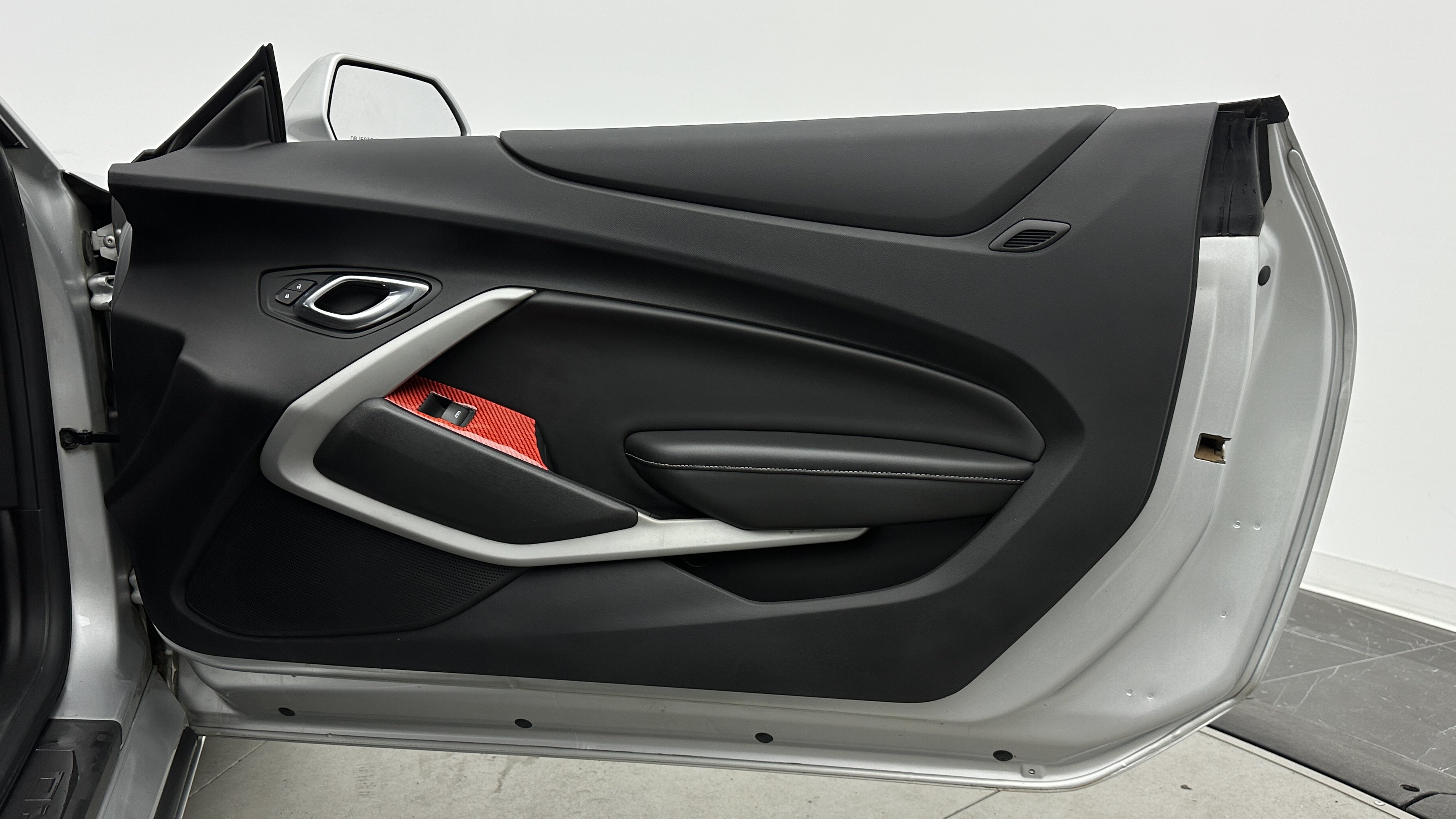 Used 2019 Chevrolet Camaro LS RWD image 29