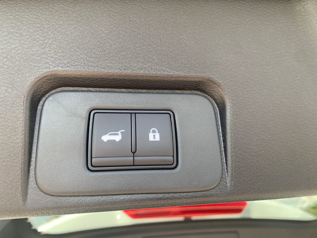 New 2026 Nissan Rogue SV image 7