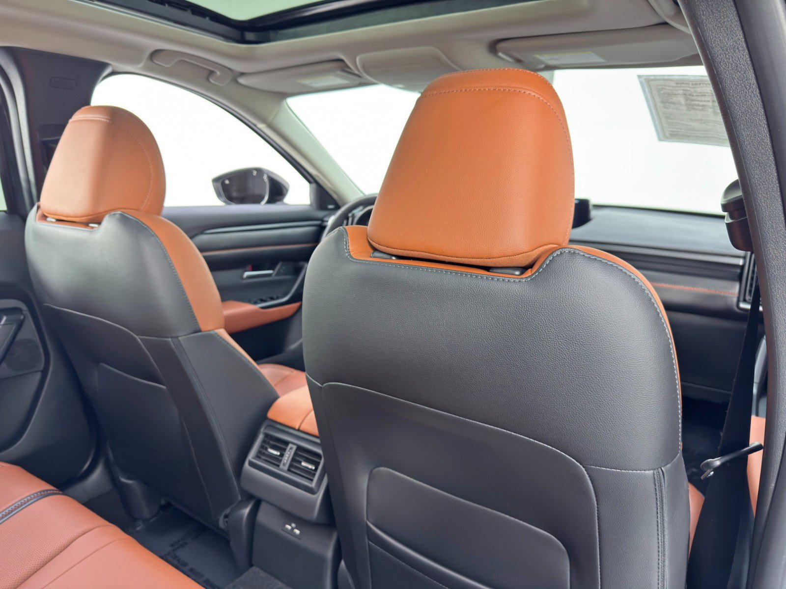 Used 2024 MAZDA CX-50 AWD 2.5 Turbo w/ Premium Pkg image 34