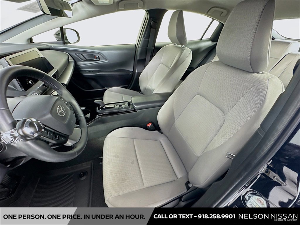 Used 2024 Toyota Prius LE image 20
