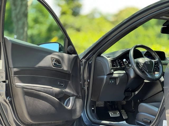 Used 2016 Acura ILX FWD image 9