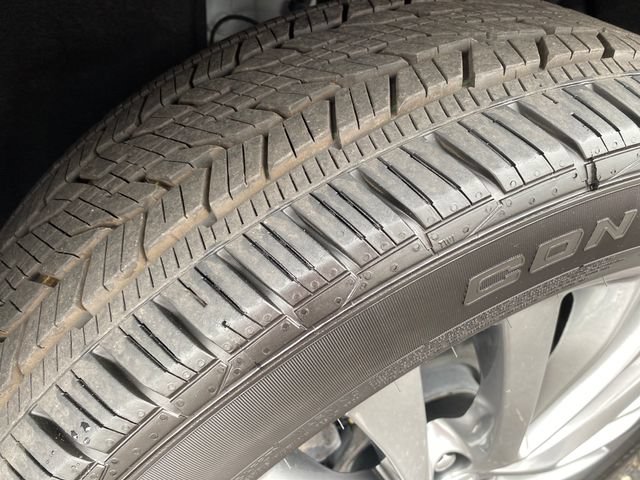 Certified 2025 Buick Enclave Avenir w/ LPO, Floor Liner Package FWD image 24