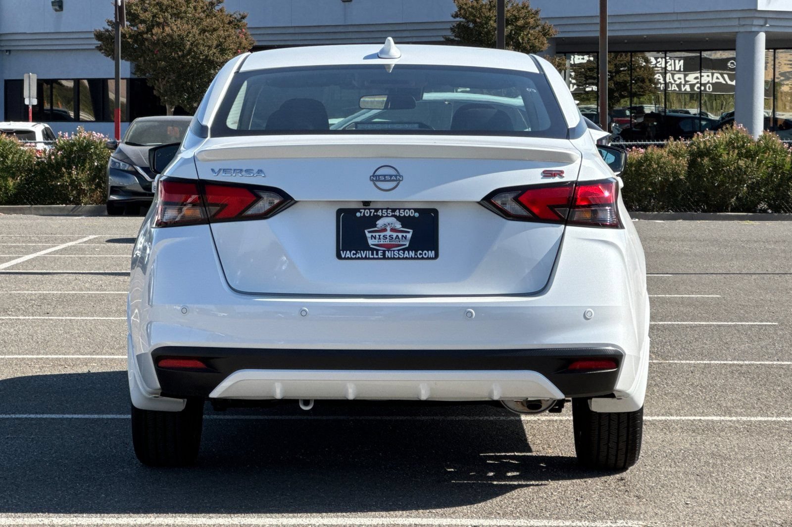 Used 2025 Nissan Versa SR w/ Trunk Package FWD image 5