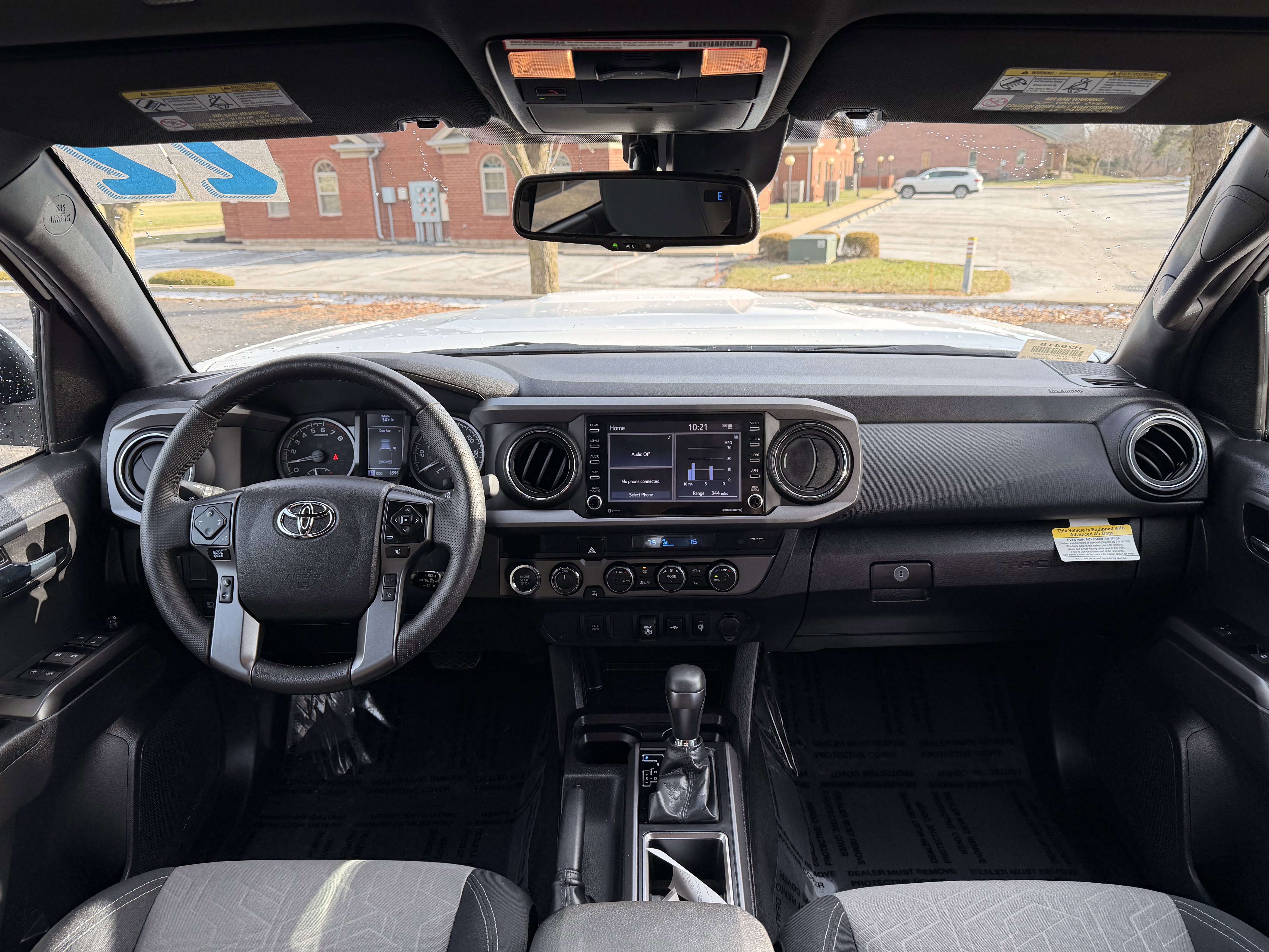 Used 2022 Toyota Tacoma TRD Sport image 15