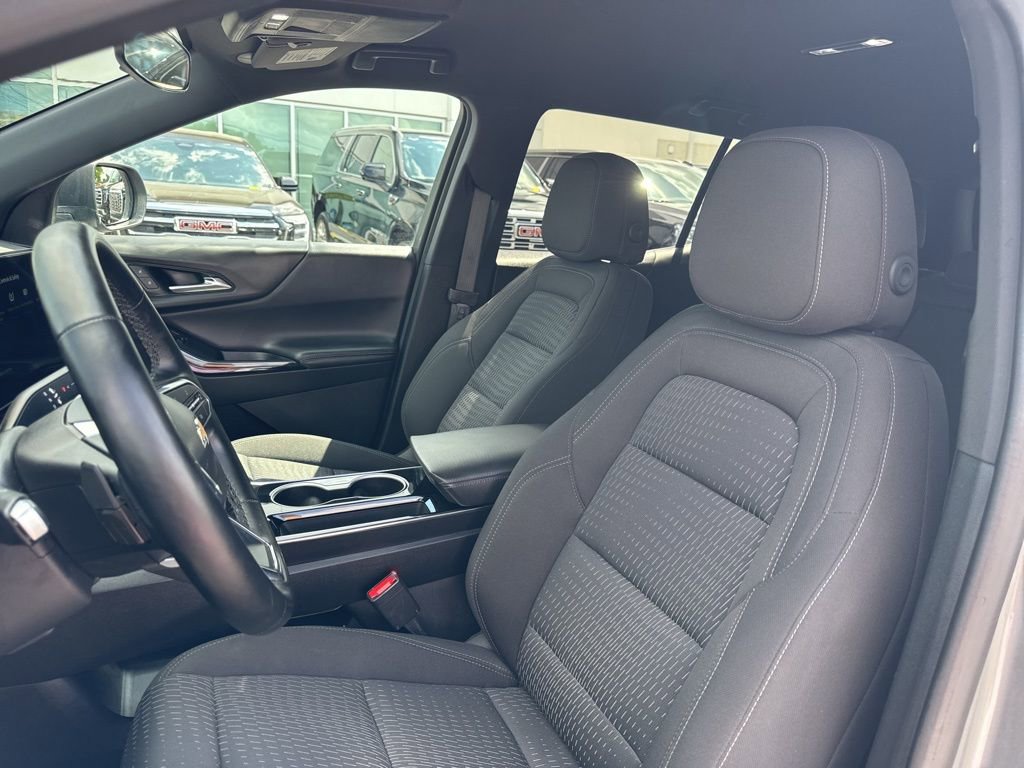 Used 2025 Chevrolet Equinox LT FWD image 14