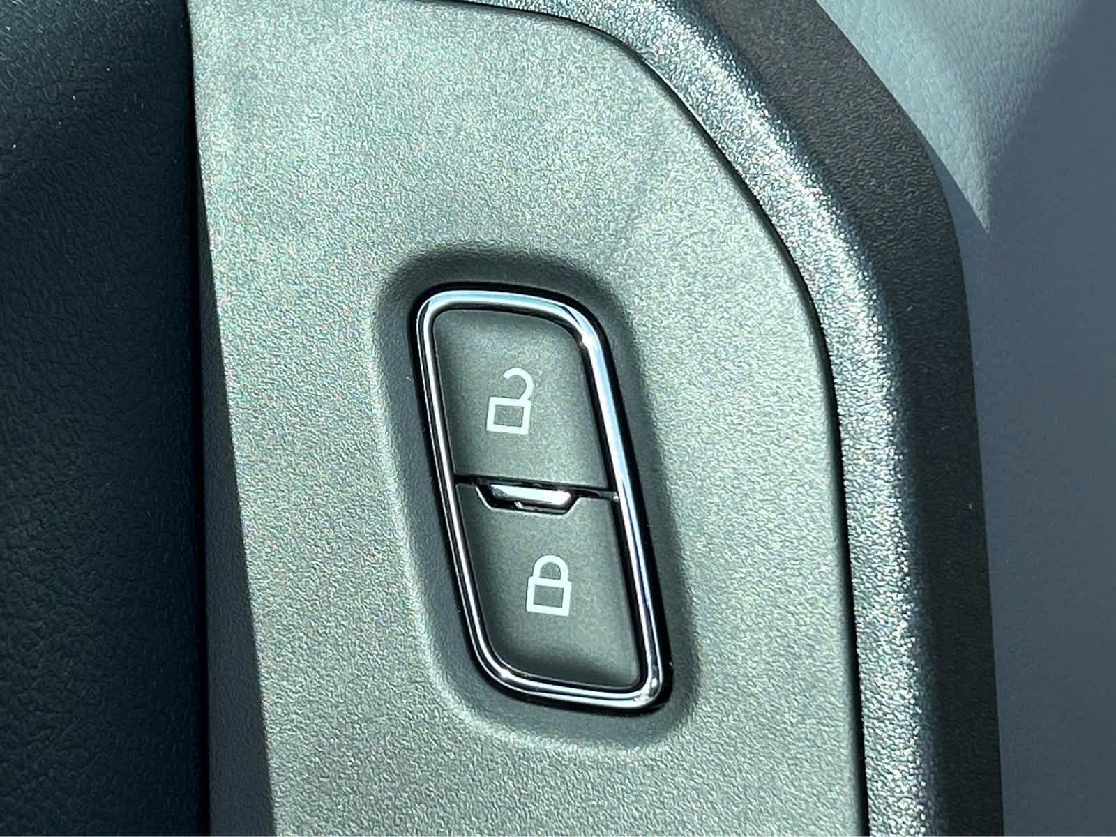 New 2025 Ford F350 XL w/ XL Chrome Package image 10