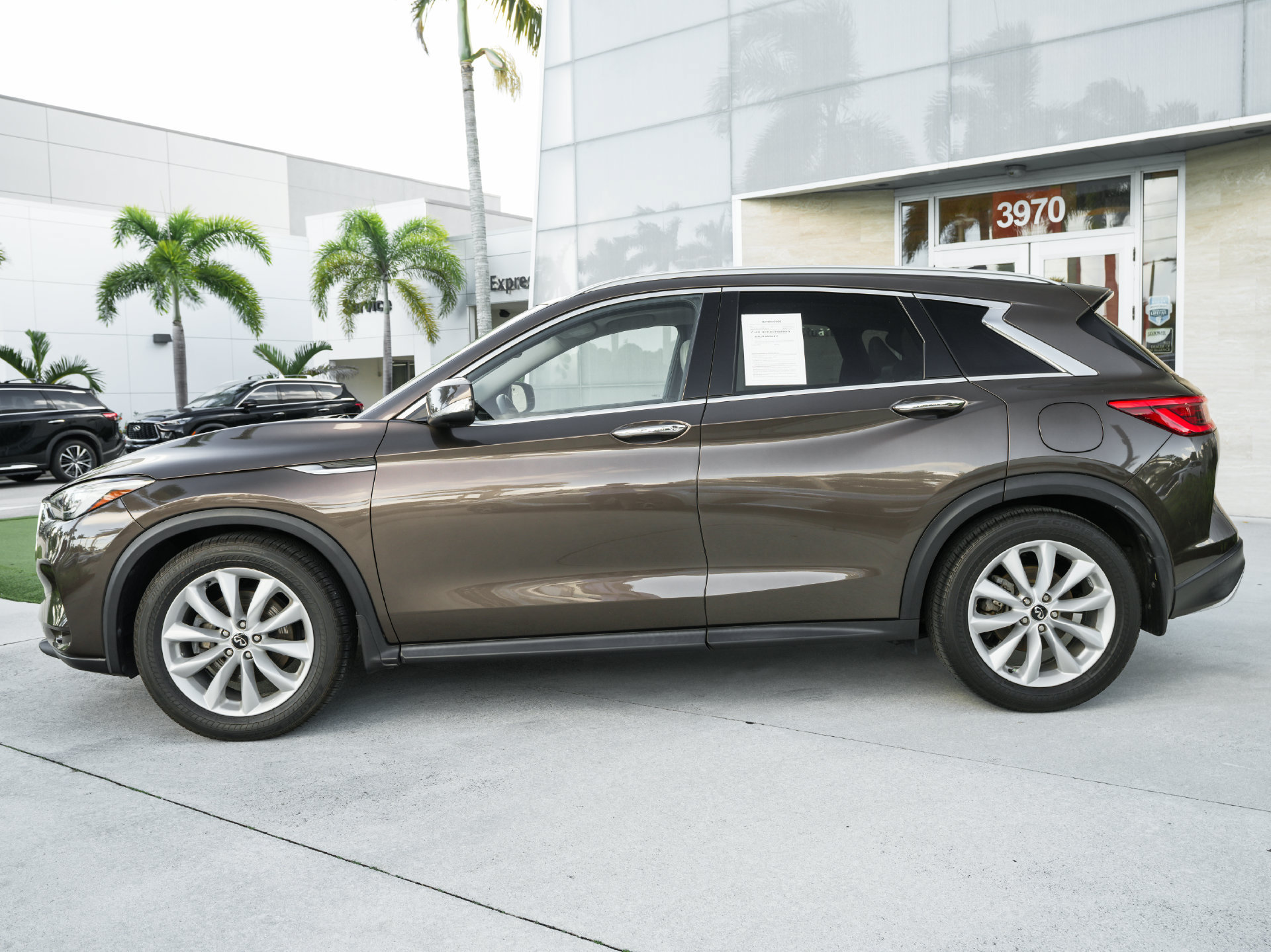 Used 2019 INFINITI QX50 Essential w/ Premium Audio Package AWD/4WD image 32