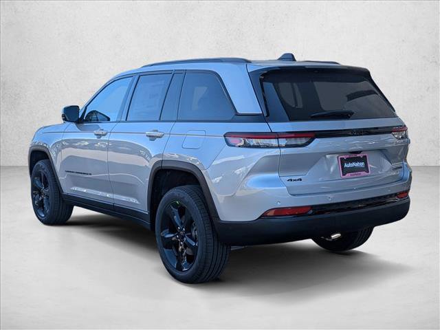 New 2025 Jeep Grand Cherokee Limited w/ Black Appearance Package image 8