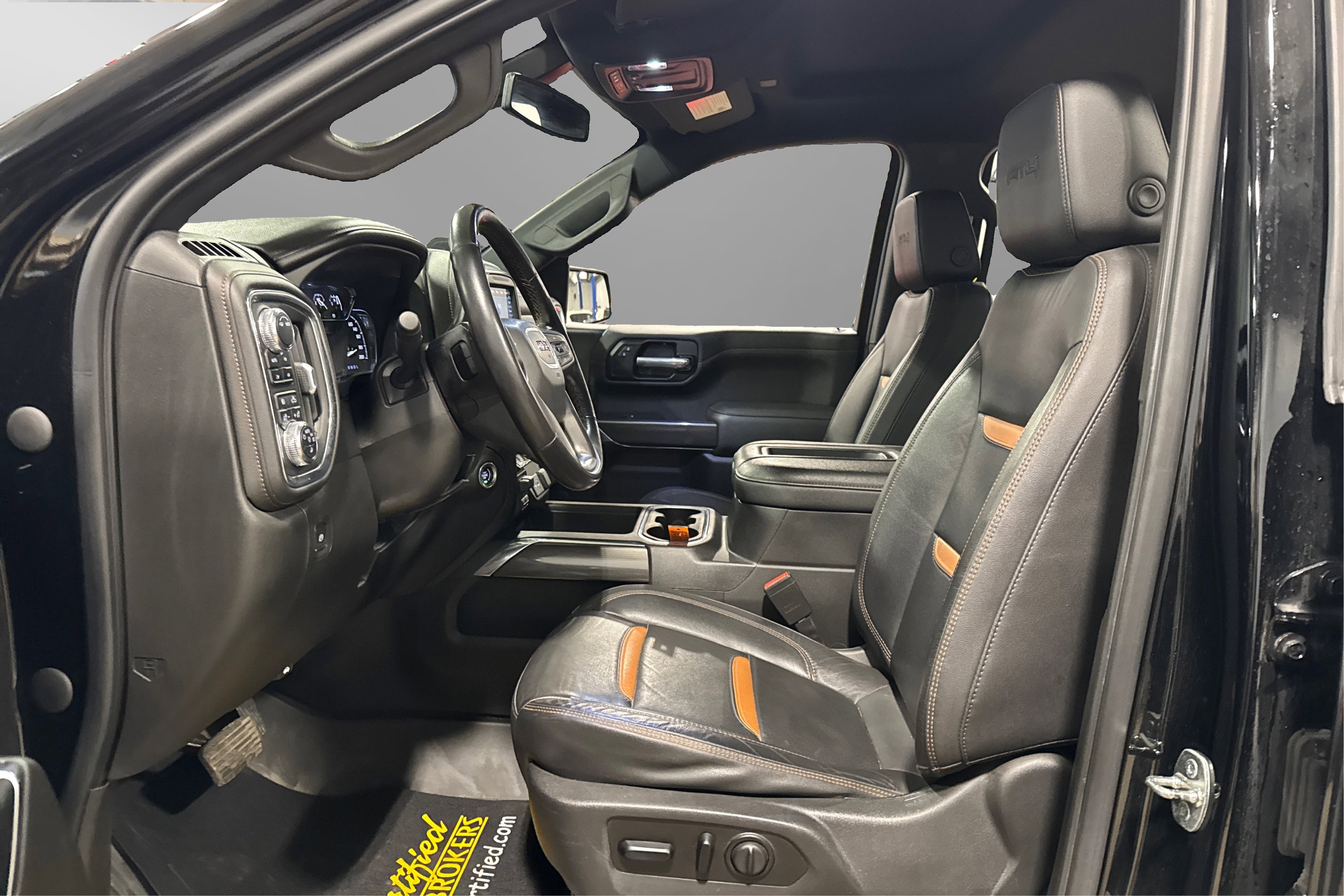 Used 2021 GMC Sierra 1500 AT4 image 18