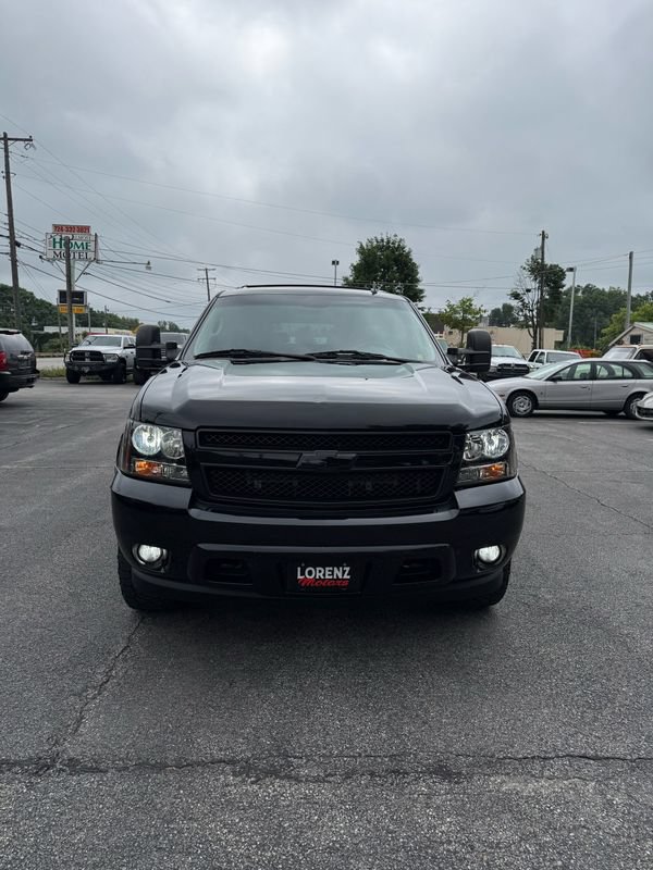 Used 2011 Chevrolet Suburban 2500 LS AWD/4WD image 7