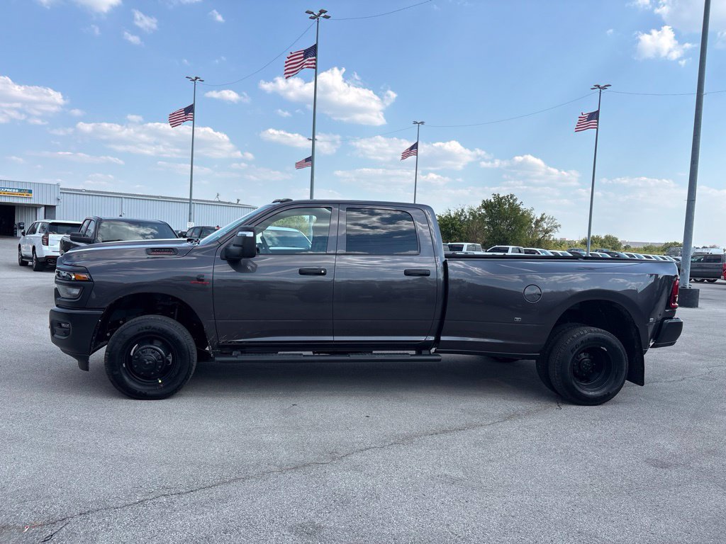 New 2027 RAM 3500 Tradesman AWD/4WD image 34