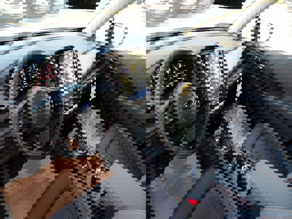 New 2026 Subaru Crosstrek 2.5i Limited w/ Crosstrek Mirror Package image 11