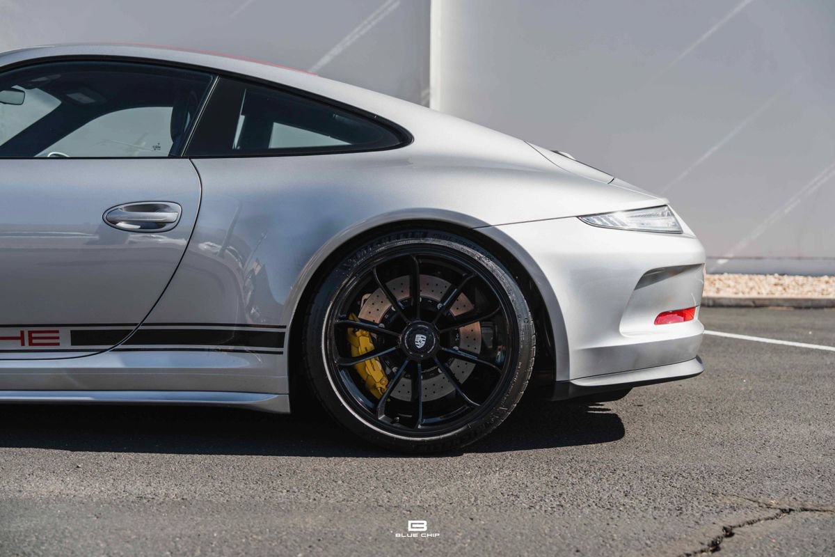 Used 2016 Porsche 911 R RWD image 20