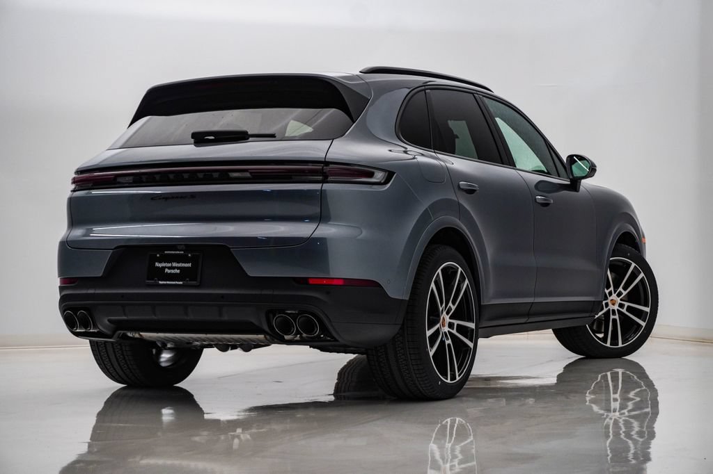 New 2026 Porsche Cayenne S AWD/4WD image 11