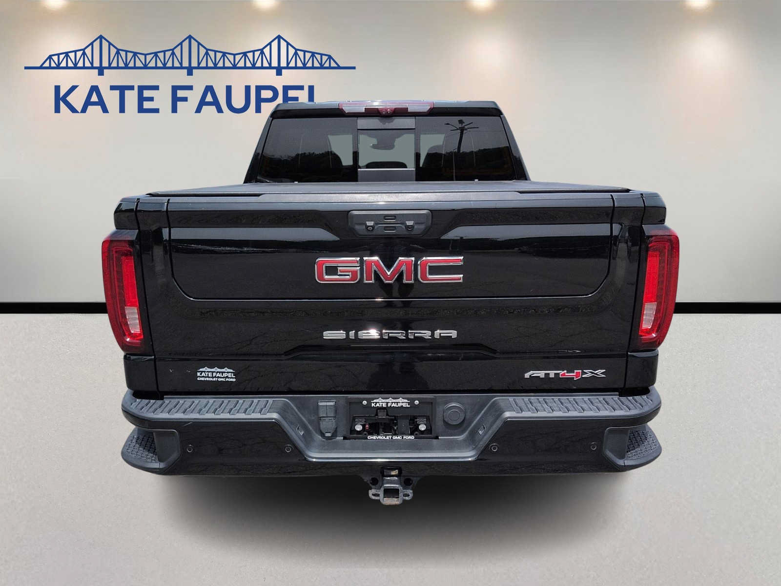 Used 2023 GMC Sierra 1500 AT4X AWD/4WD image 6