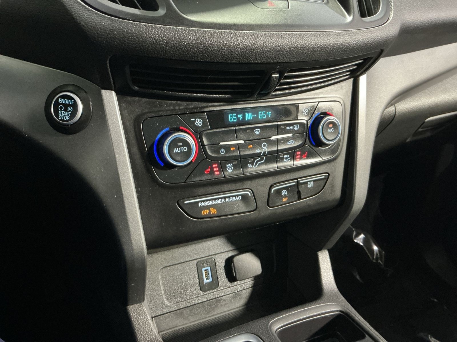 Used 2019 Ford Escape SE AWD/4WD image 21