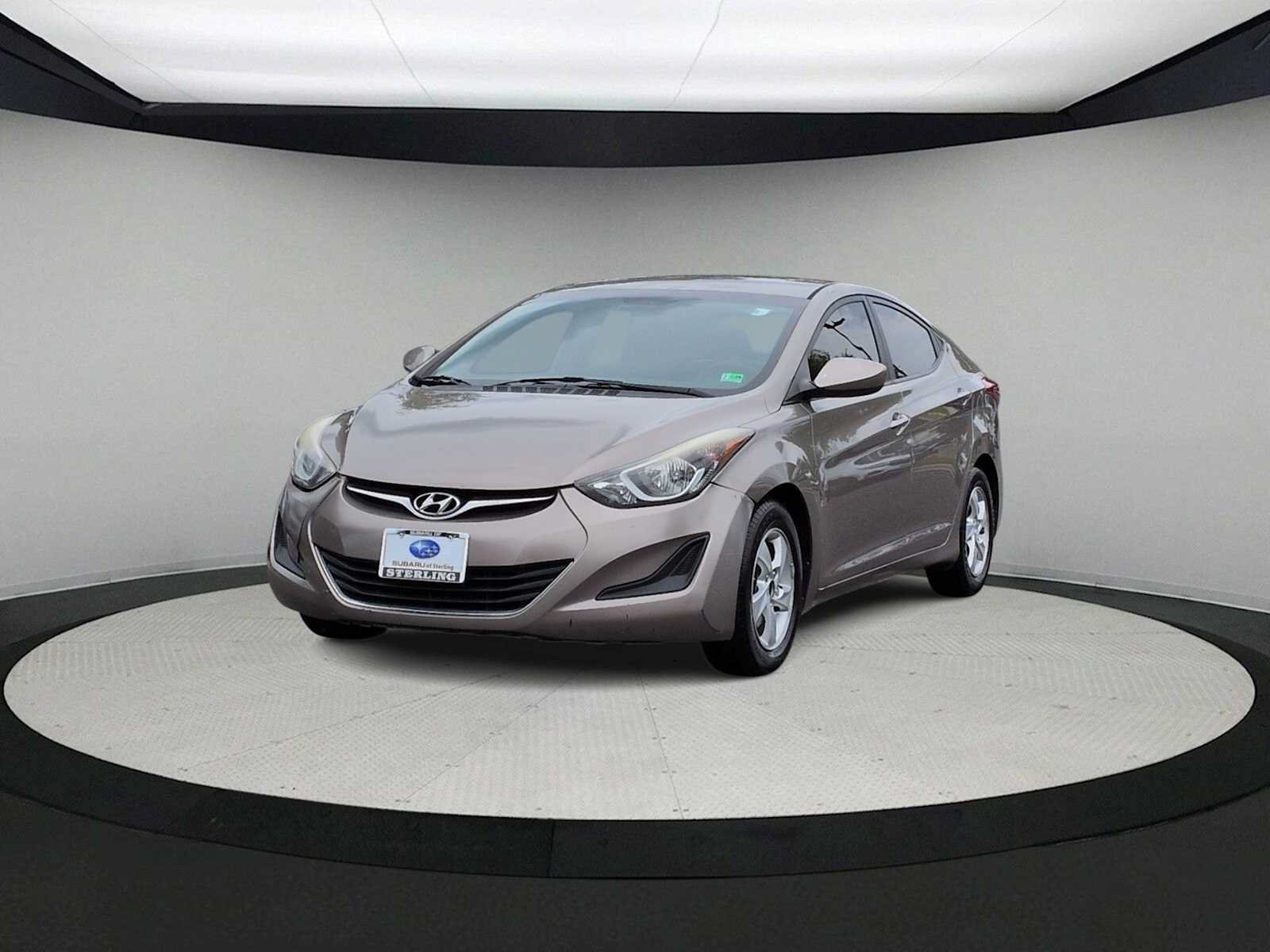 Used 2015 Hyundai Elantra SE FWD image 4