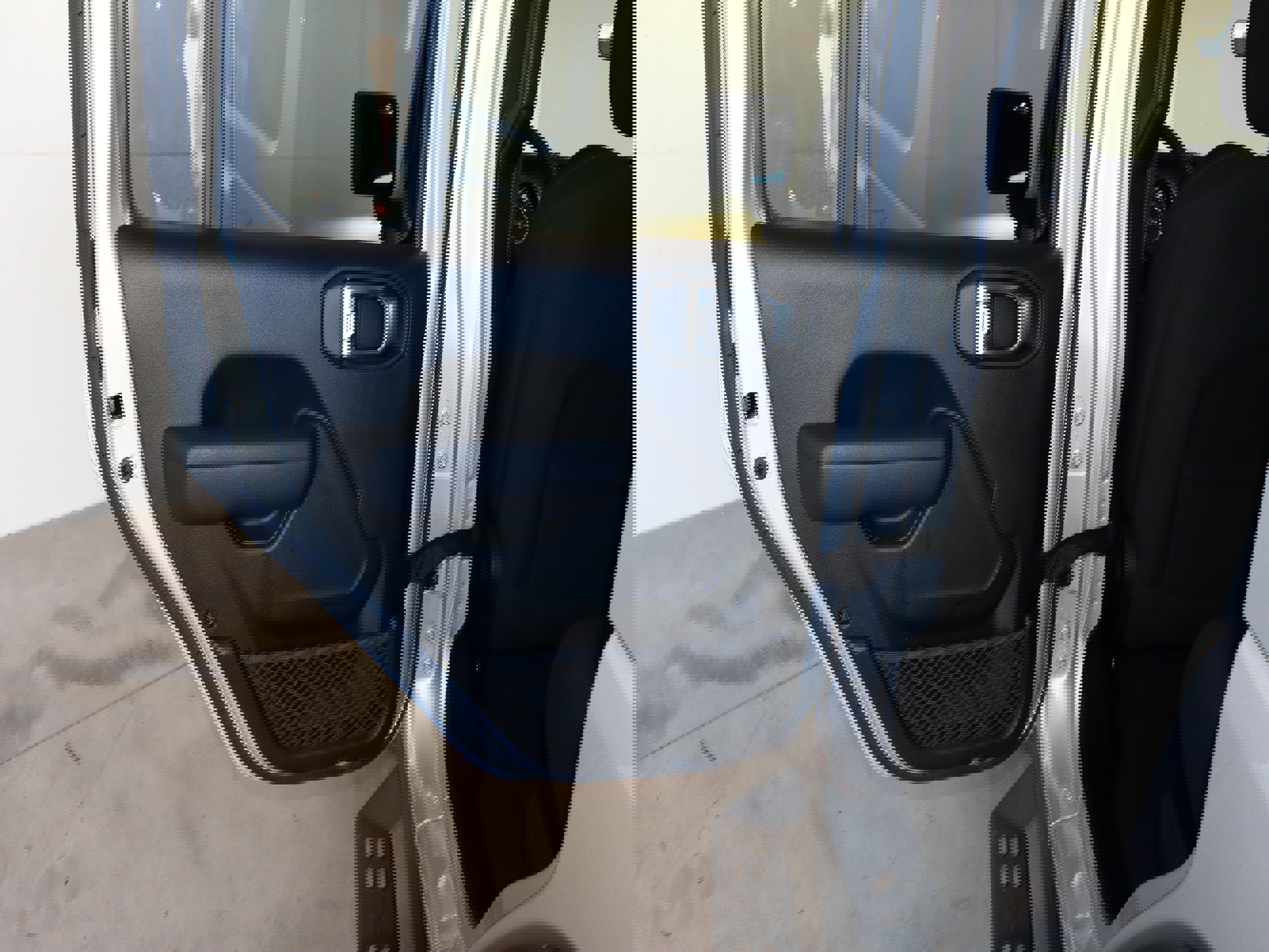 Used 2023 Jeep Wrangler Unlimited w/ Sun & Screen Package image 37