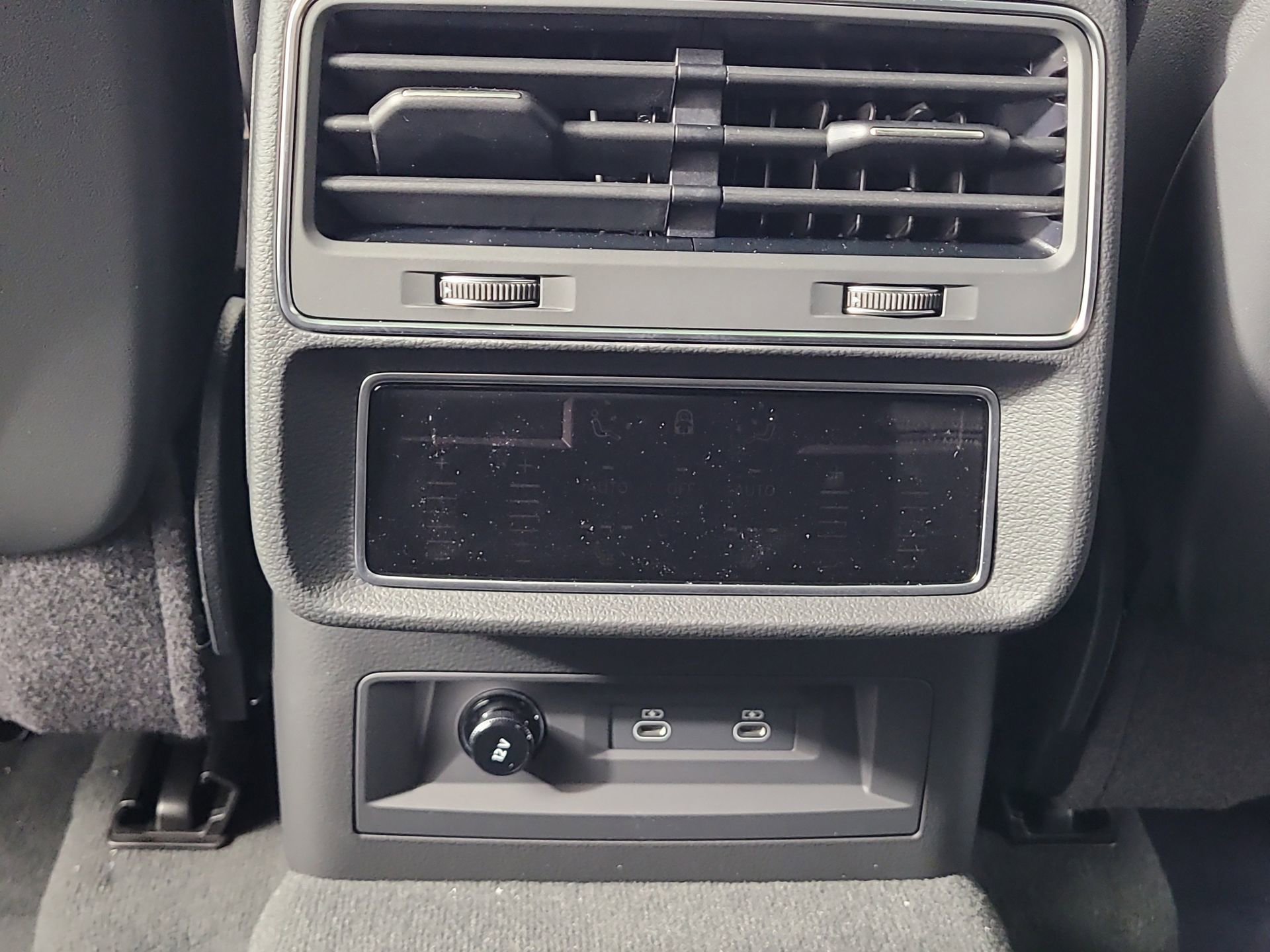 New 2026 Audi Q8 Premium Plus image 14