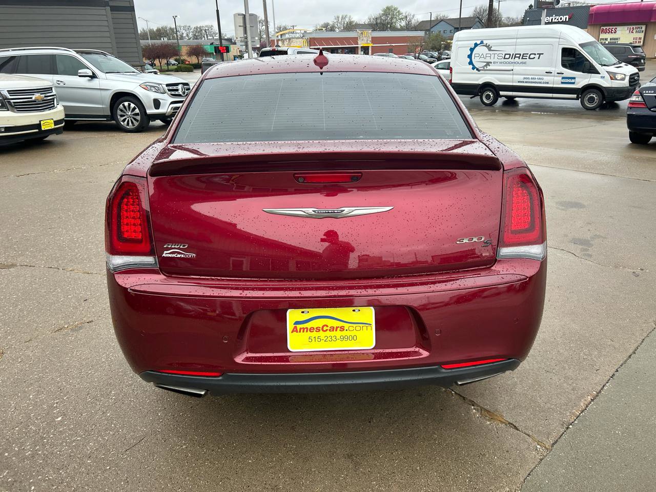 Used 2018 Chrysler 300 S w/ 300S Premium Group AWD/4WD image 4