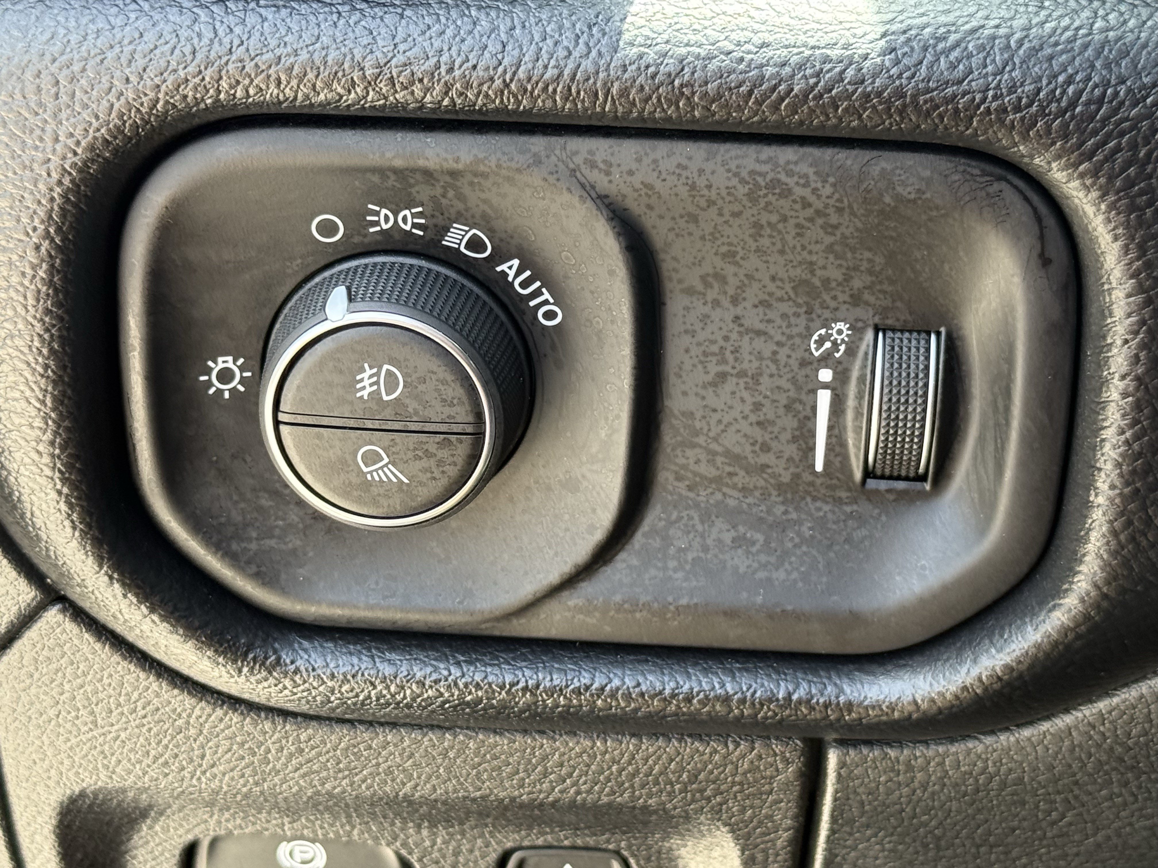 Used 2022 RAM 1500 Lone Star AWD/4WD image 25