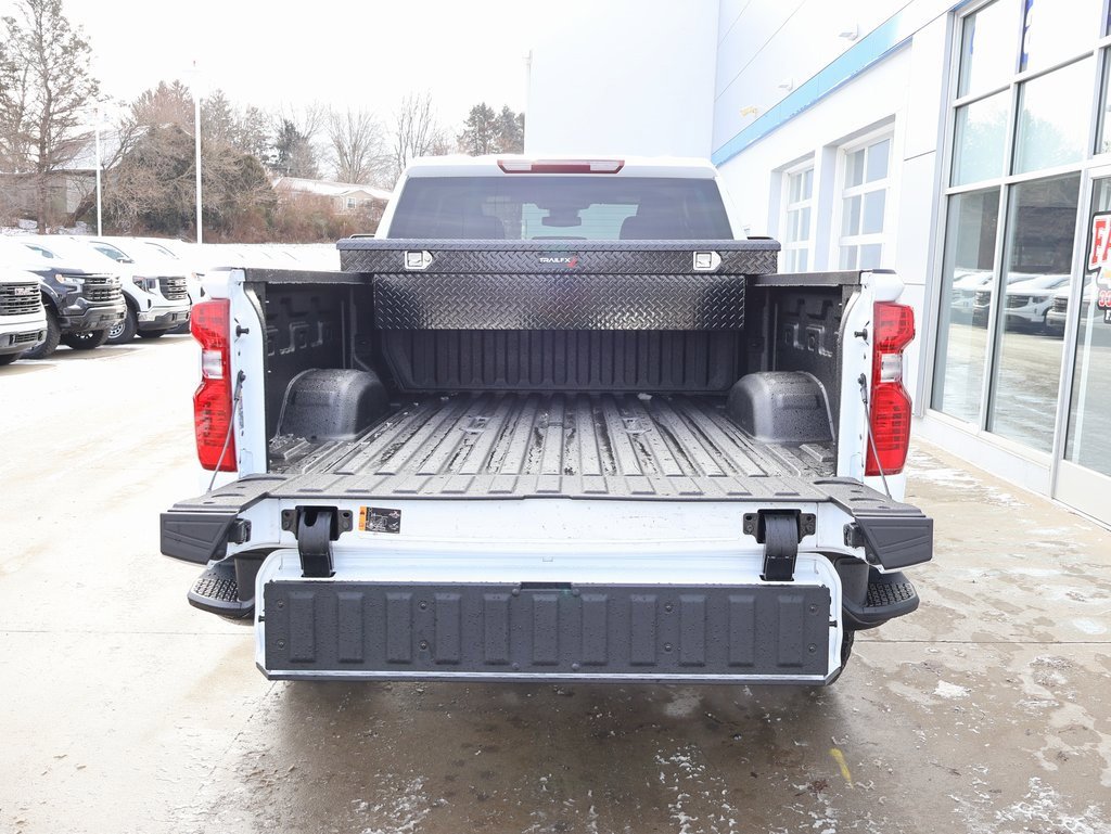 New 2026 Chevrolet Silverado 2500 Custom w/ Custom Convenience Package image 30