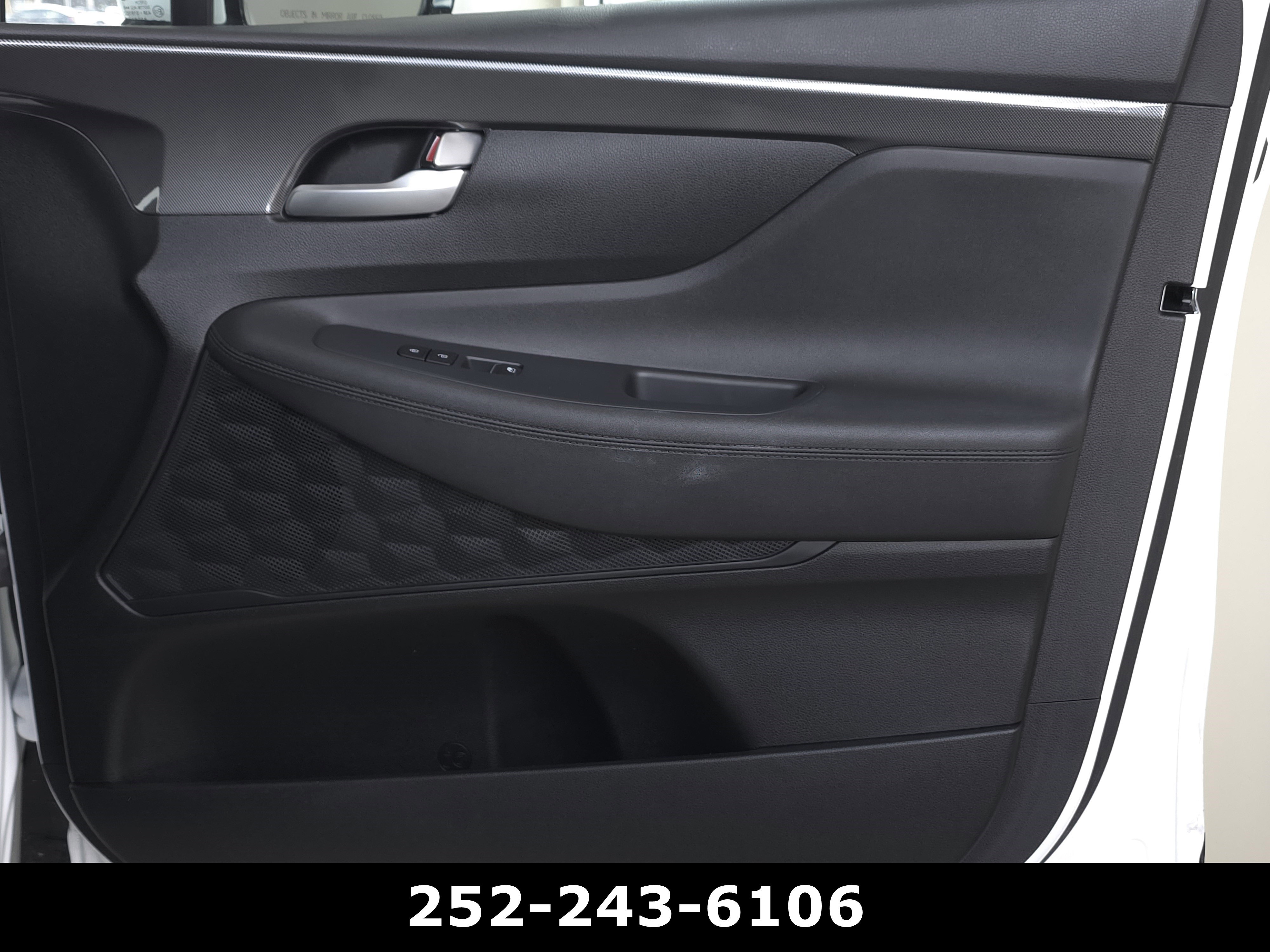 Used 2023 Hyundai Santa Fe SEL image 44