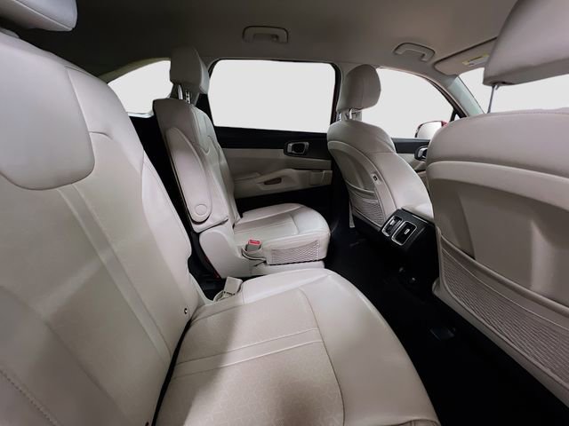 Used 2022 Kia Sorento S FWD image 29