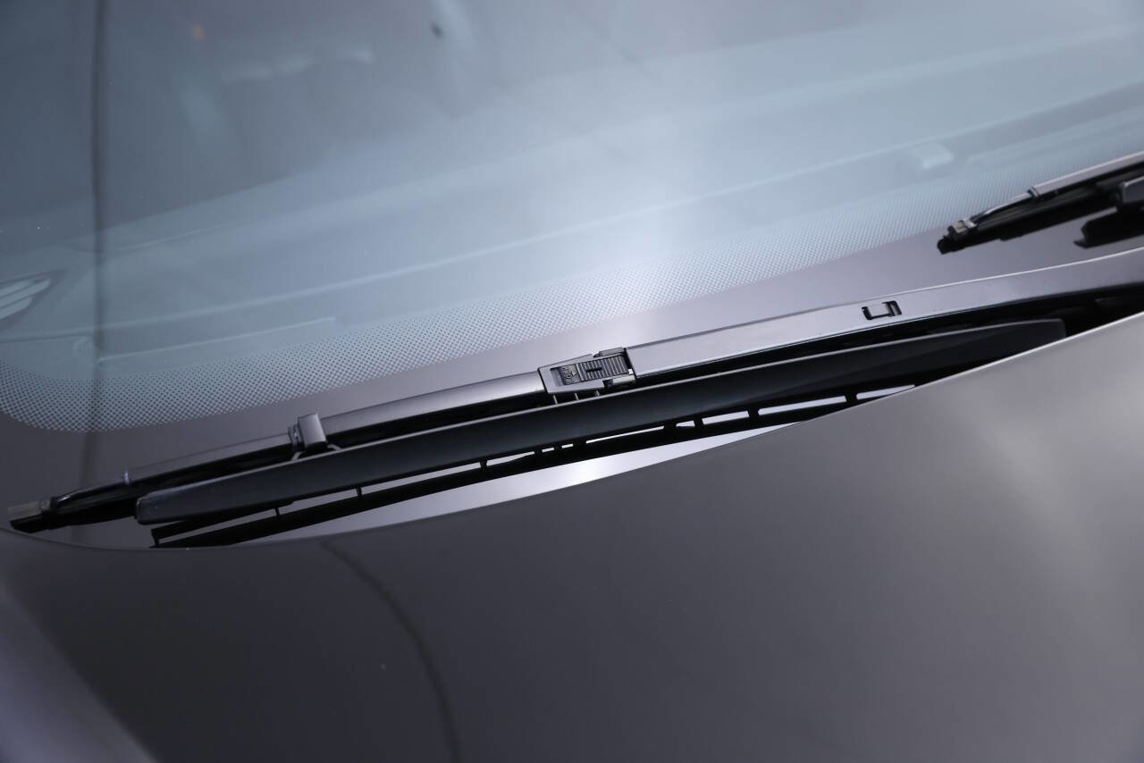 Used 2002 BMW M5 image 33