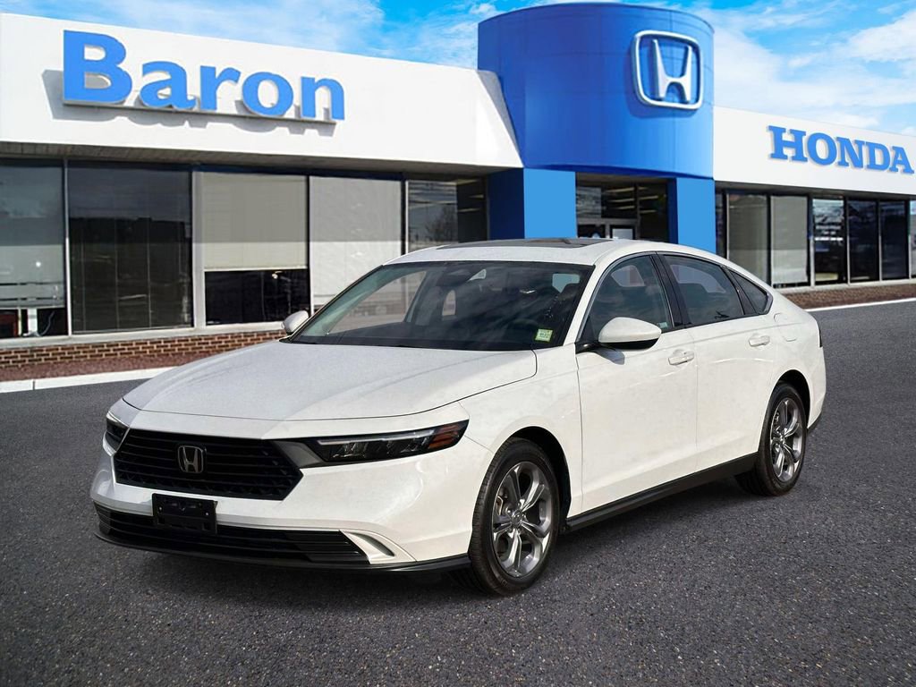 Used 2024 Honda Accord EX image 2