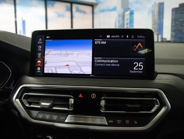 Used 2024 BMW X3 xDrive30i w/ Premium Package AWD/4WD image 18