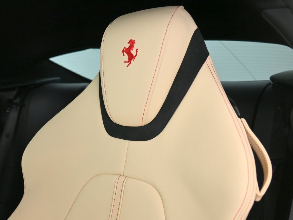 Used 2024 Ferrari Roma image 13
