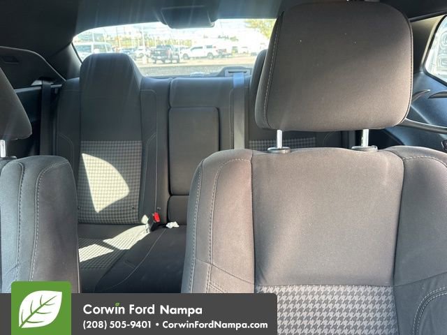 Used 2019 Dodge Challenger SXT image 11