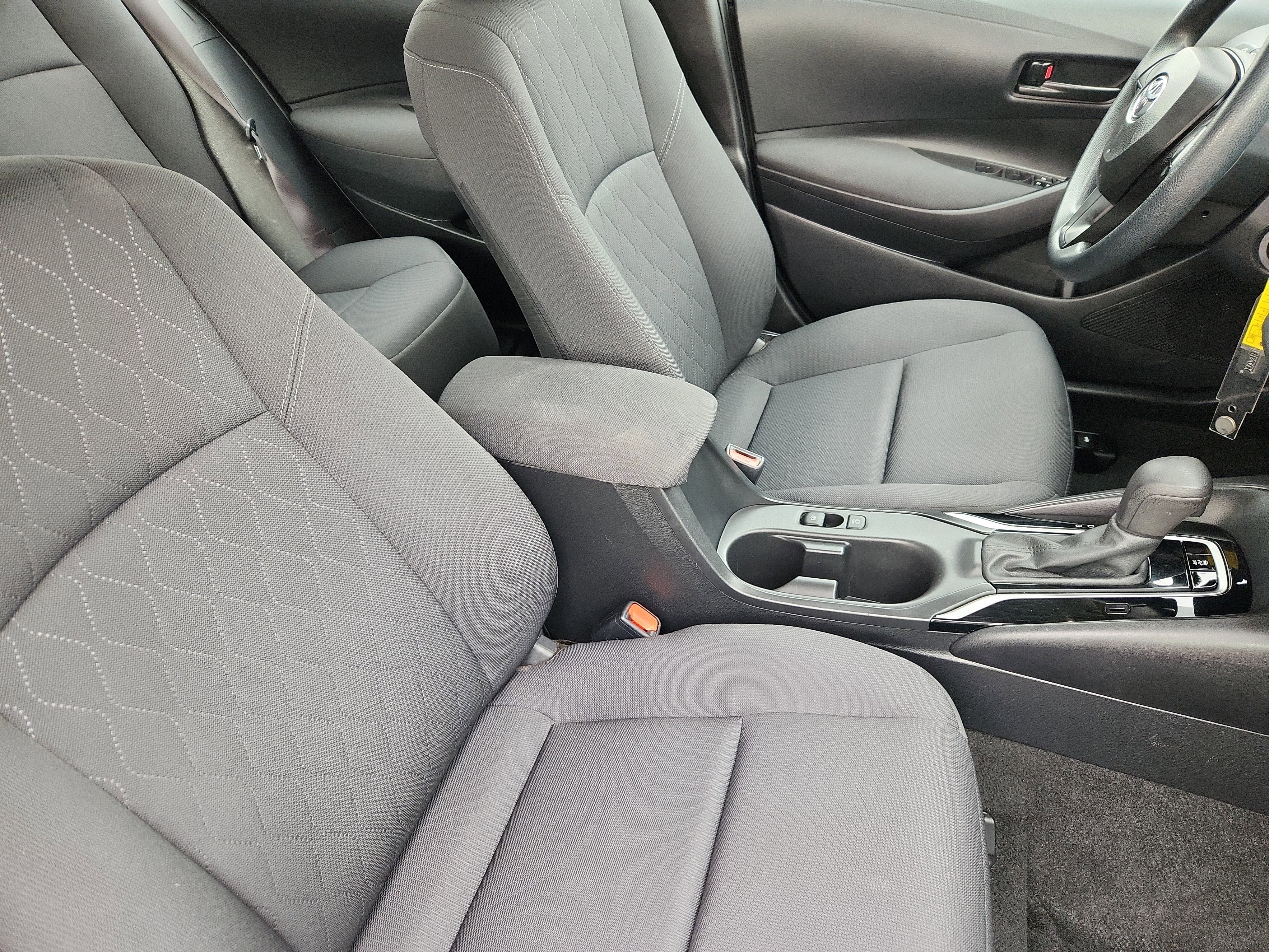 Used 2024 Toyota Corolla LE image 13