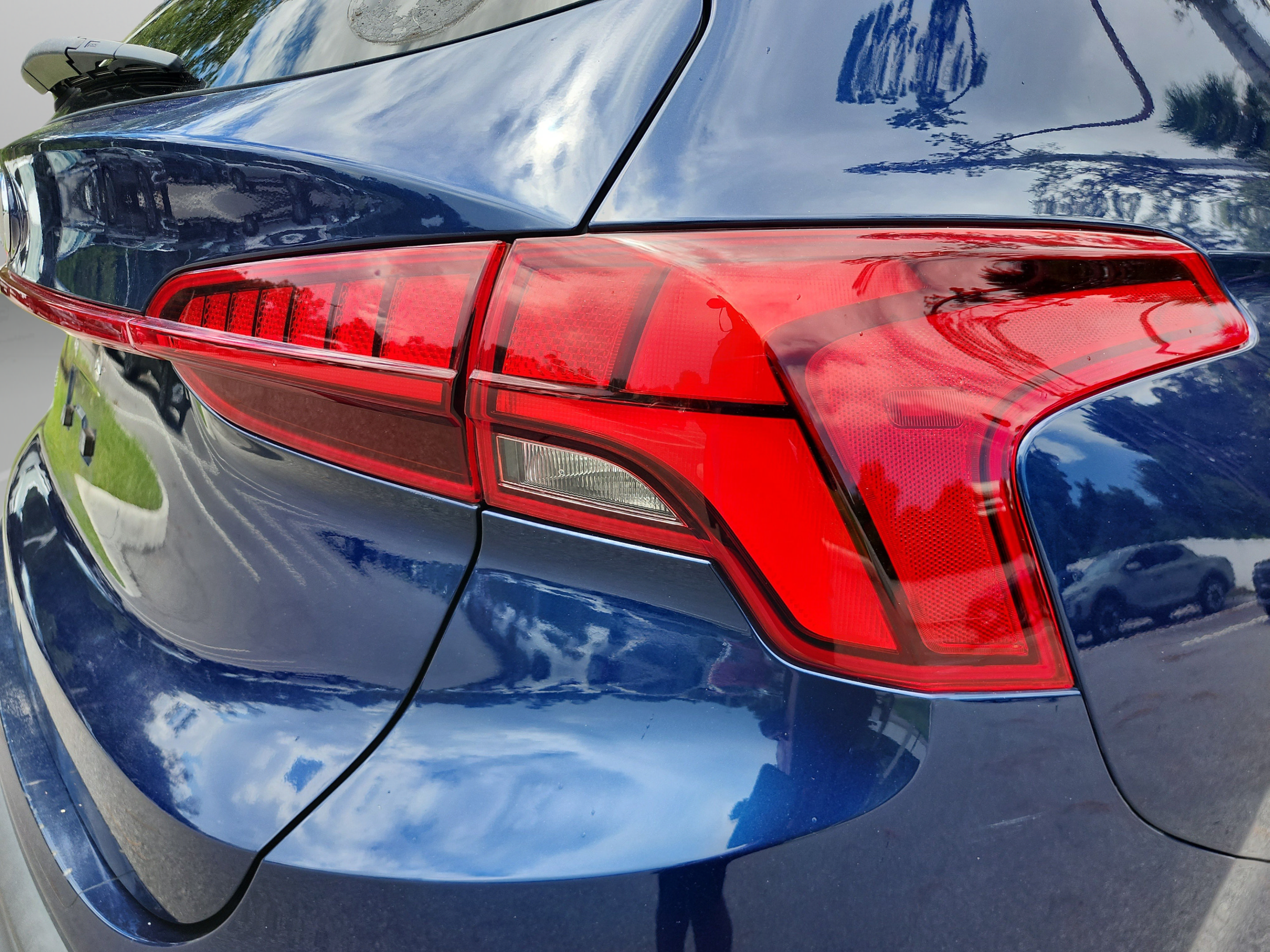 Certified 2022 Hyundai Santa Fe SEL w/ Convenience + Premium Package FWD image 30