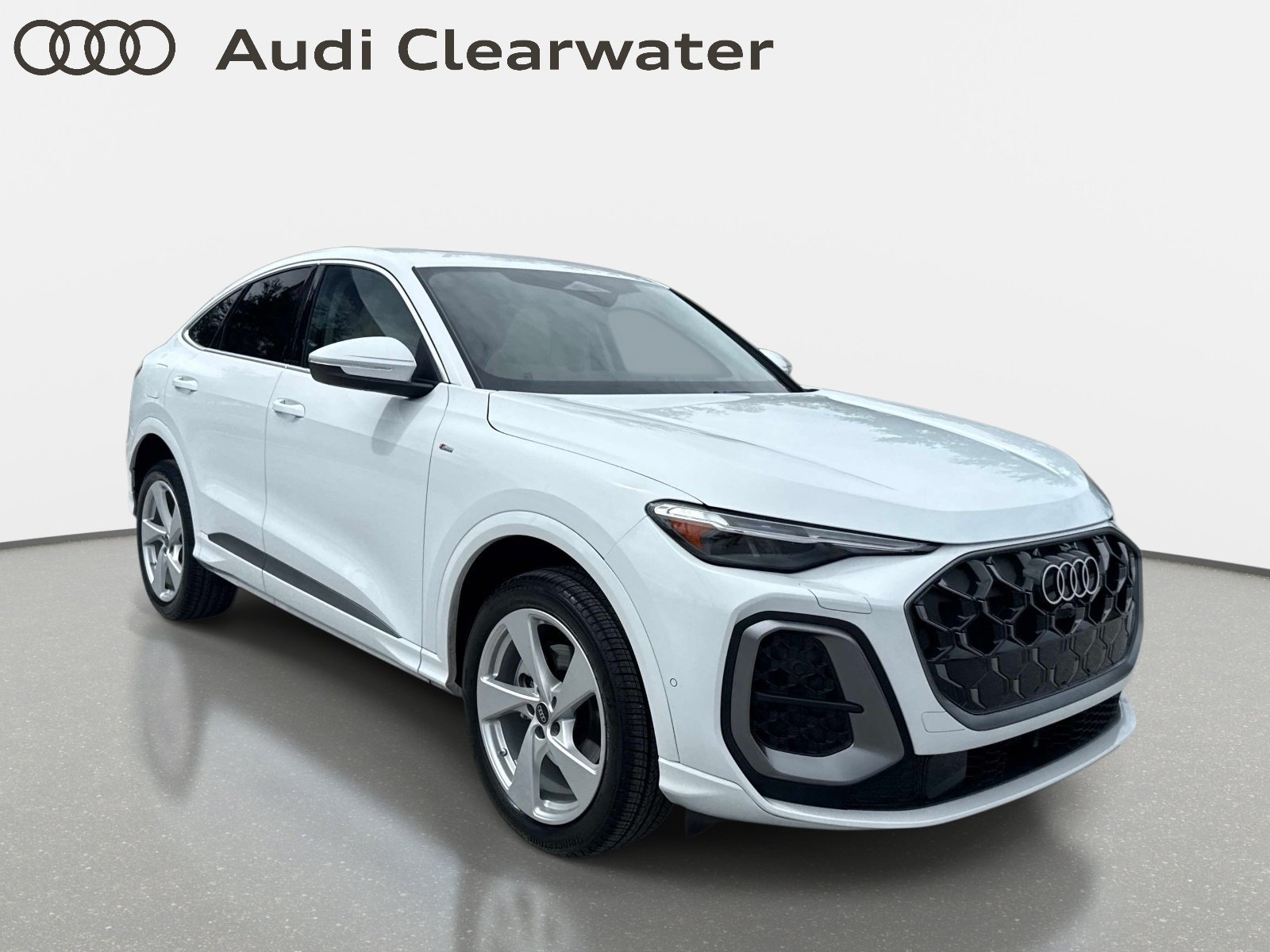 Certified 2025 Audi Q5 Premium Plus AWD/4WD image 6