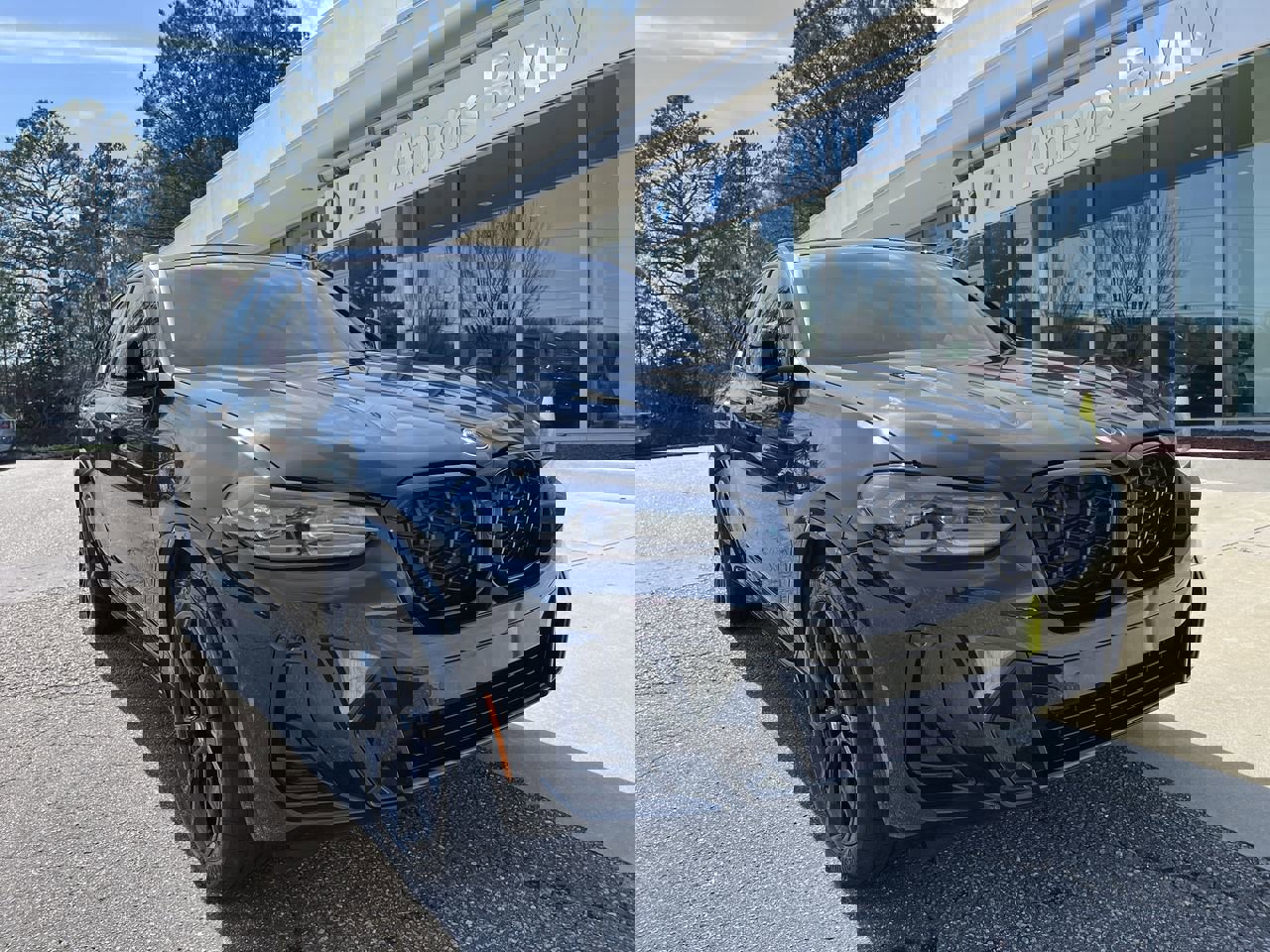 Certified 2025 BMW X4 xDrive30i image 1