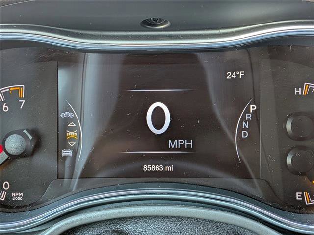 Used 2020 Jeep Grand Cherokee Overland image 11