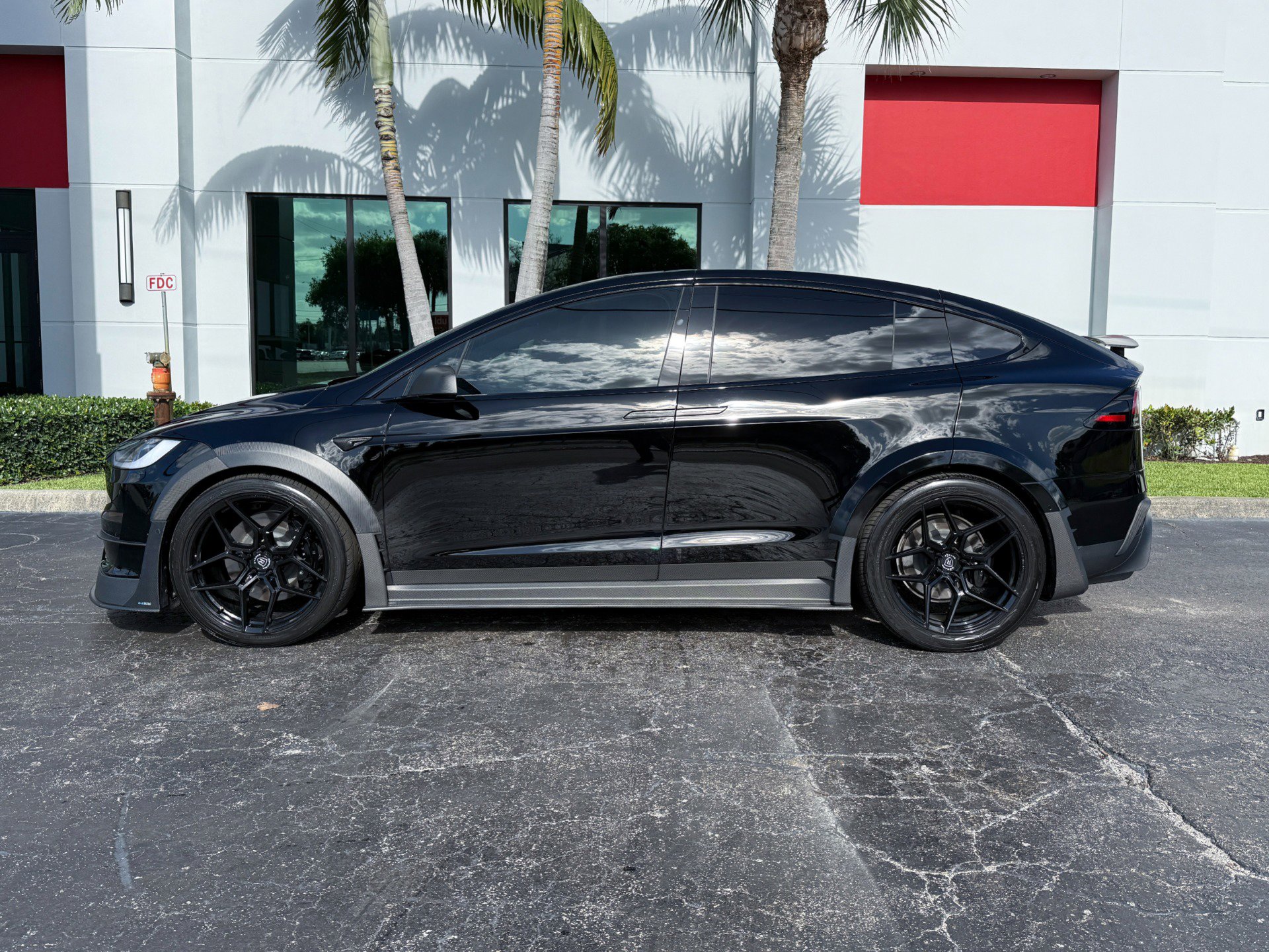 Used 2022 Tesla Model X Plaid AWD/4WD image 11