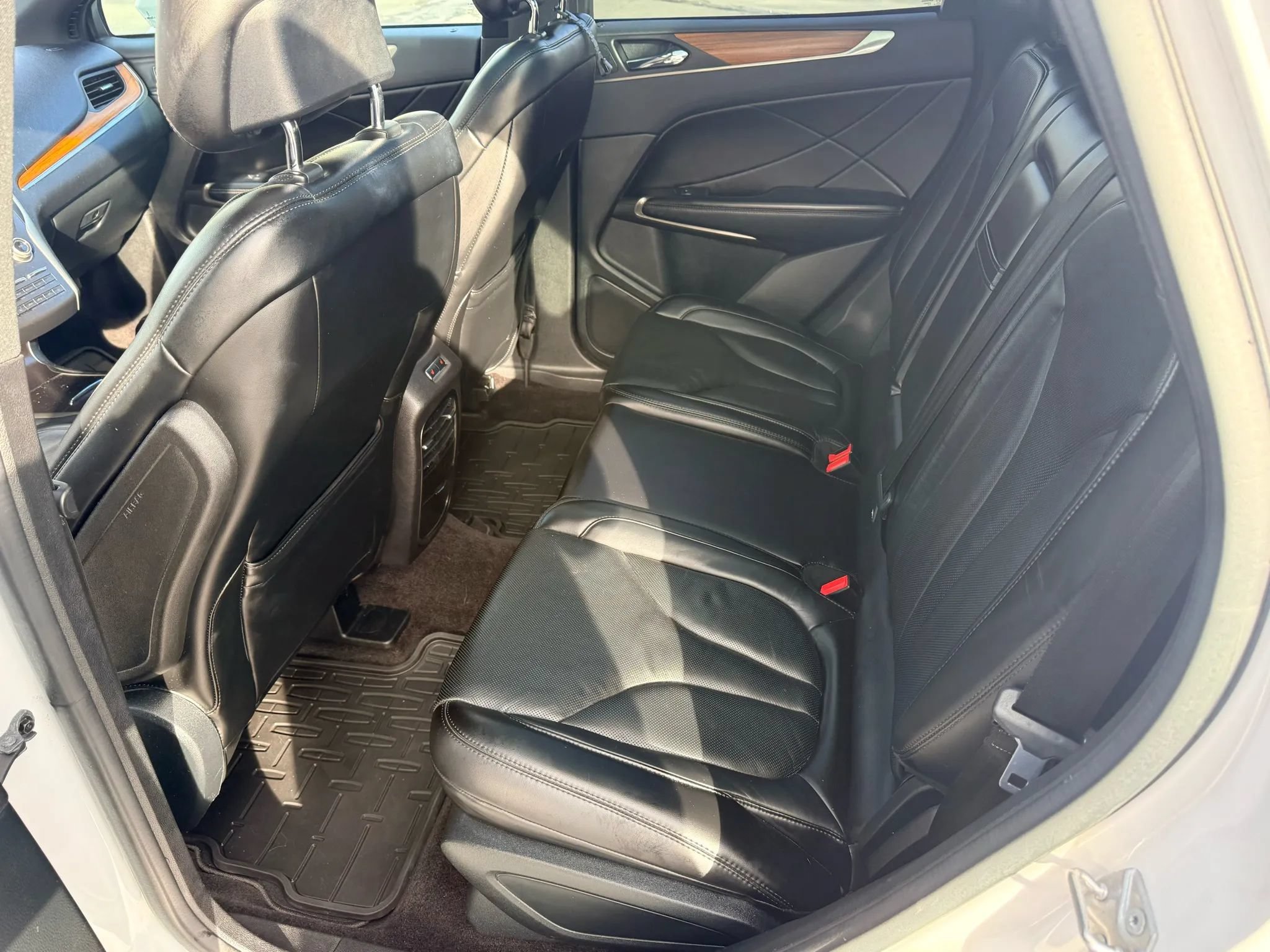 Used 2017 Lincoln MKC Reserve AWD/4WD image 17